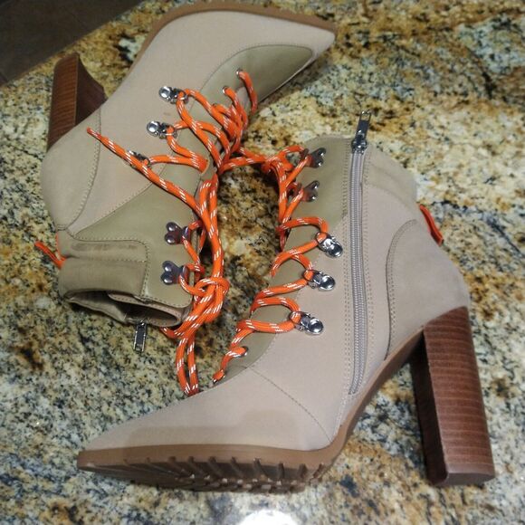 Steve Madden Womens Karey Leather Pointed Toe Ankle Boots US 8.5 EUC - Picture 7 of 12